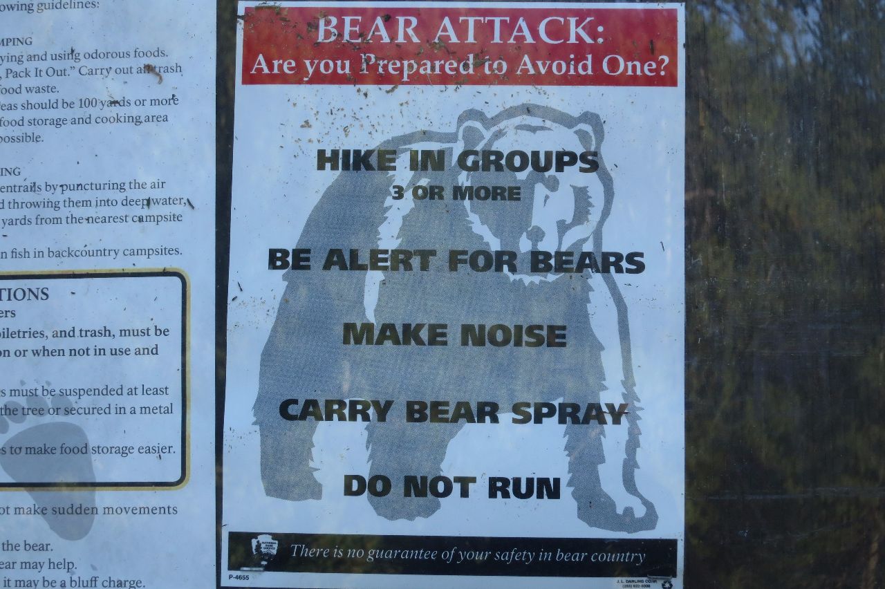 Yellowstone_sign.JPG